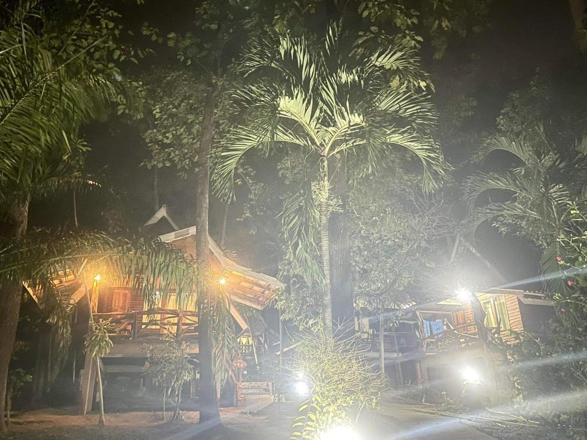 Activities Resort Ko Yao Yai Exterior photo
